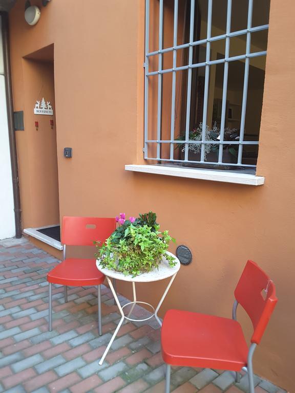 Casa Belfiore Da Andrea Ferrara Exterior foto