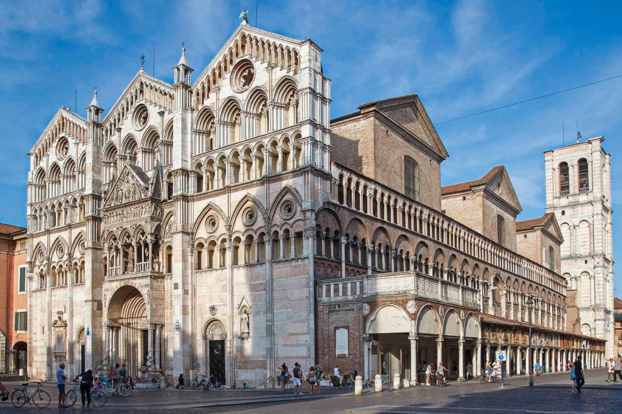 Casa Belfiore Da Andrea Ferrara Exterior foto